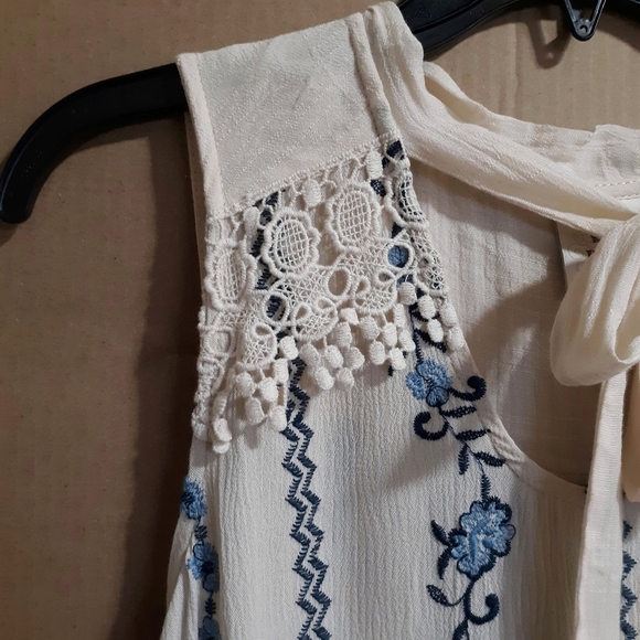 Knox Rose floral embroidered tank sz XS blue - Picture 2 of 8